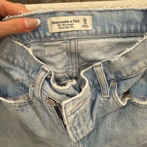 Abercrombie & Fitch Women's Denim Straight Leg Jeans